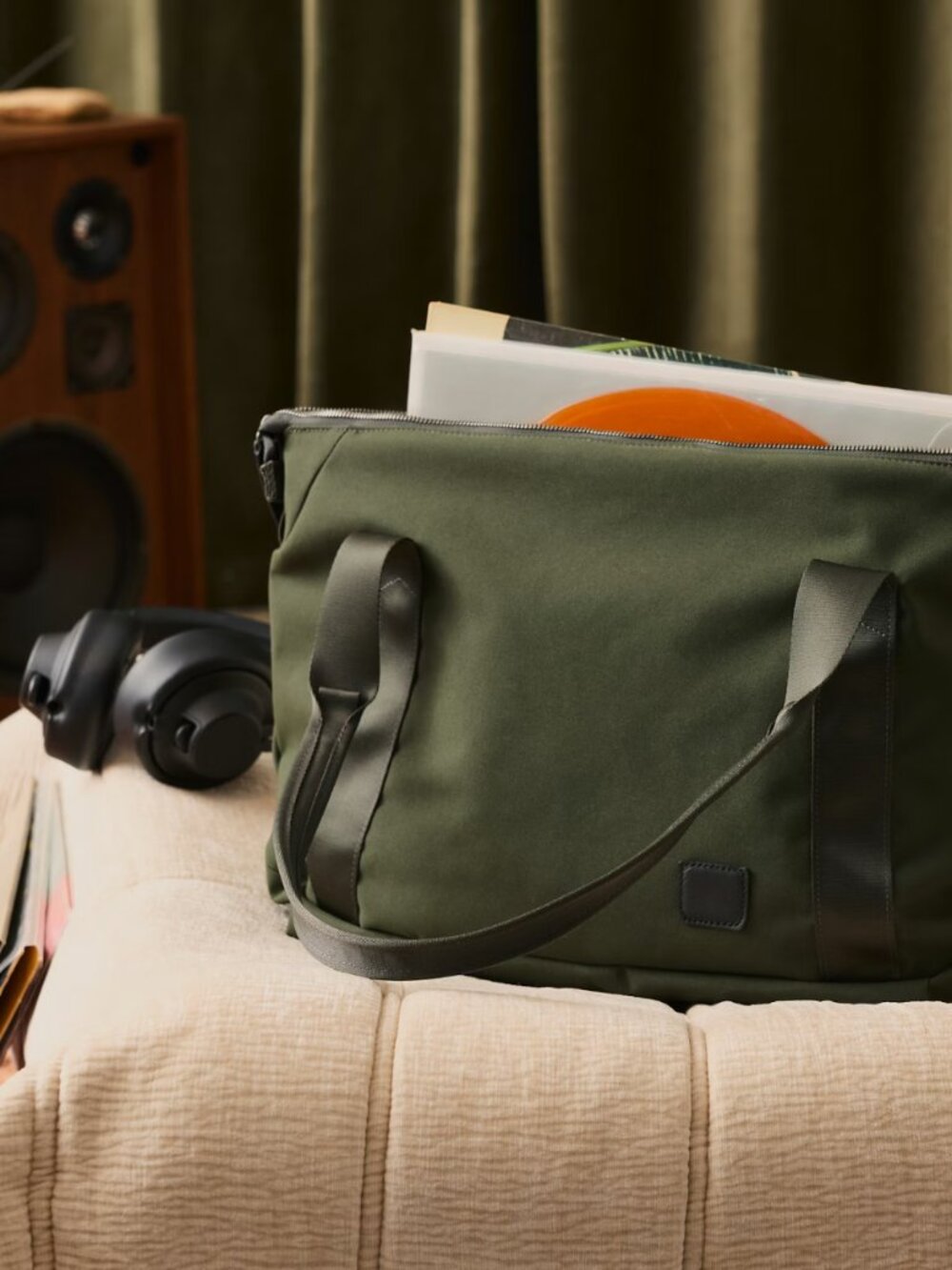 Bellroy Classic Tote in Olive - Picture 8 of 13